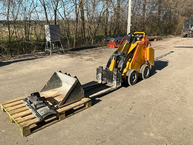 Sherpa 100 ehd skidder - afbeelding 1 van  24