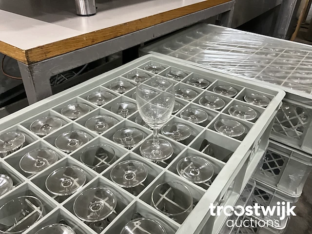 Sherry / amuse glas in vakkenkrat - afbeelding 3 van  4