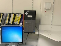 Shimadzu uv-2450 spectrophotometer - afbeelding 2 van  8