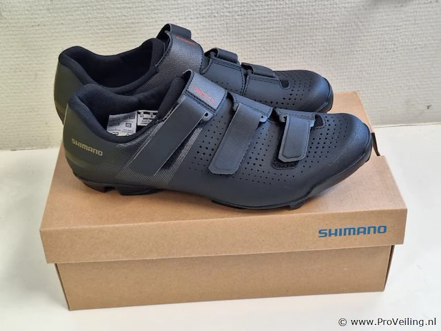 Shimano mtb fietsschoenen model xc1 sh-xc100 | kleur zwart | maat 43 - afbeelding 1 van  7