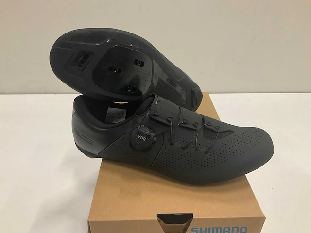 Shimano rc3 wielrenschoenen maat 41 - afbeelding 2 van  3