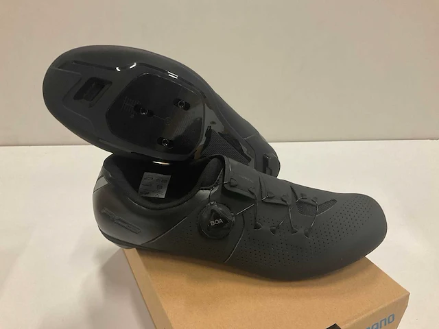 Shimano rc3 wielrenschoenen maat 42 - afbeelding 2 van  3