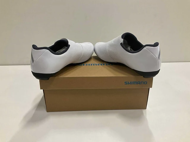 Shimano rc3 wielrenschoenen maat 47 white - afbeelding 3 van  4