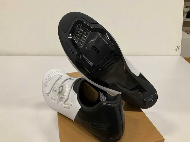 Shimano rc5 fietsschoenen maat 43 - afbeelding 3 van  4
