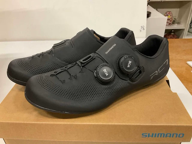 Shimano rc7 fietsschoenen maat 43.5 - afbeelding 1 van  4