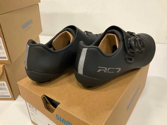 Shimano rc7 fietsschoenen maat 43.5 - afbeelding 2 van  4