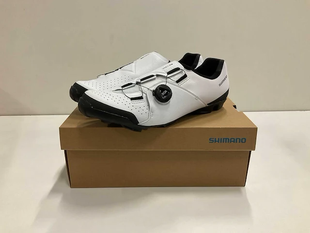 Shimano xc3 wielrenschoenen maat 48 white - afbeelding 2 van  4