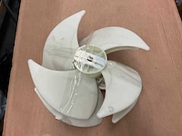 Ship and boat propulsion (2x) - afbeelding 4 van  4