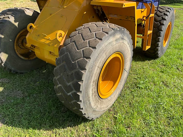 Shovel - afbeelding 11 van  18