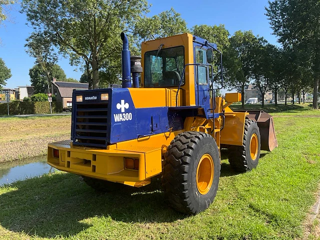 Shovel - afbeelding 5 van  18