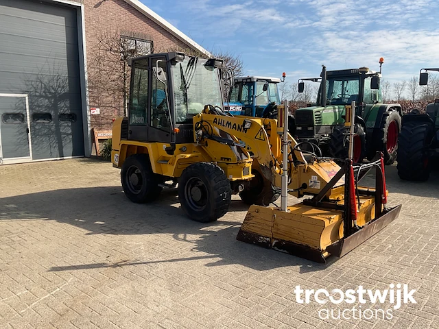Shovel - afbeelding 22 van  28