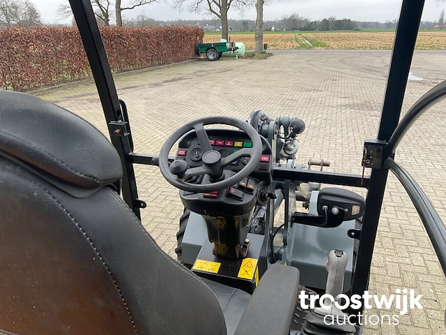 Shovel - afbeelding 6 van  21