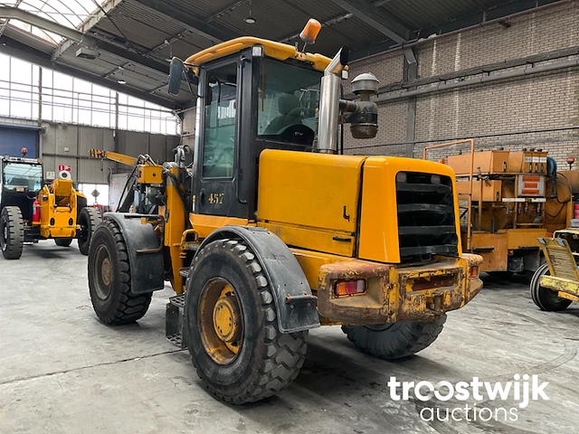Shovel - afbeelding 11 van  20