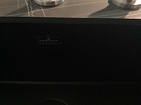 Showroom cucinesse italiaans evolve zandbeige lak en houtlook hoge kasten - afbeelding 11 van  31