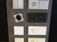 Showroom display - afbeelding 1 van  4