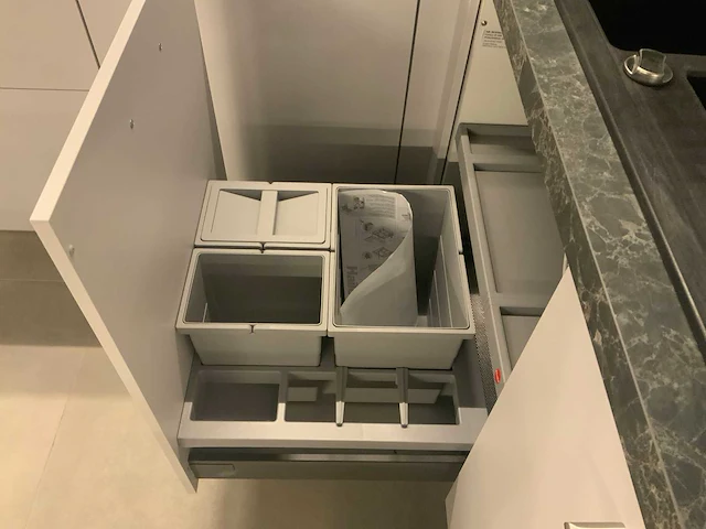 Showroom keuken hoekopstelling - afbeelding 8 van  22