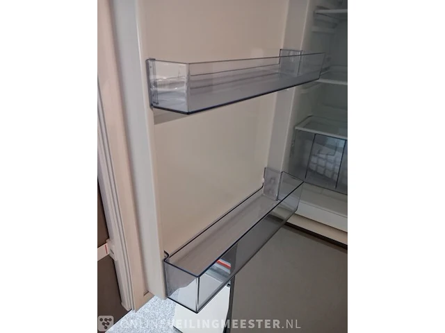 Showroom keuken unit met 2x inbouw koelkast - afbeelding 4 van  23