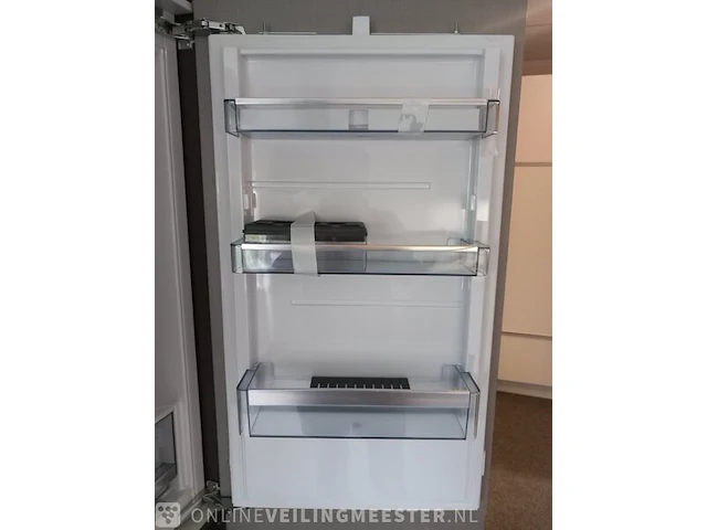 Showroom keuken unit met 2x inbouw koelkast - afbeelding 8 van  23