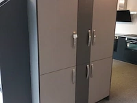 Showroom keuken unit met 2x inbouw koelkast - afbeelding 1 van  23