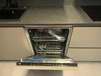 Showroom keukenopstelling - afbeelding 15 van  17