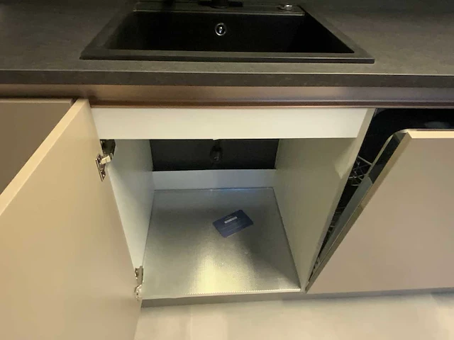 Showroom keukenopstelling - afbeelding 17 van  17