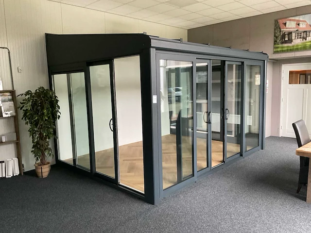 Showroom model terrasoverkapping - afbeelding 1 van  20