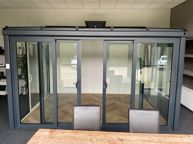 Showroom model terrasoverkapping - afbeelding 12 van  20