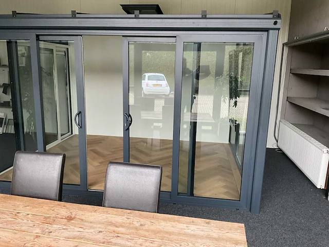 Showroom model terrasoverkapping - afbeelding 15 van  20