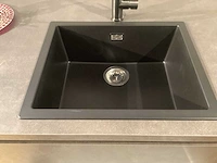 Showroom nobilia riva terra beton grijs eilandkeuken - afbeelding 2 van  23