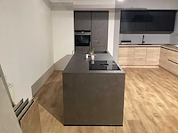 Showroom nobilia riva terra beton grijs eilandkeuken - afbeelding 12 van  23