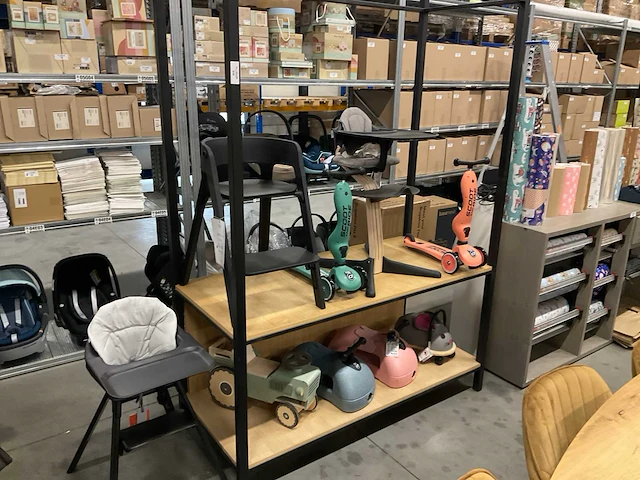 Showroomdisplay - afbeelding 1 van  4