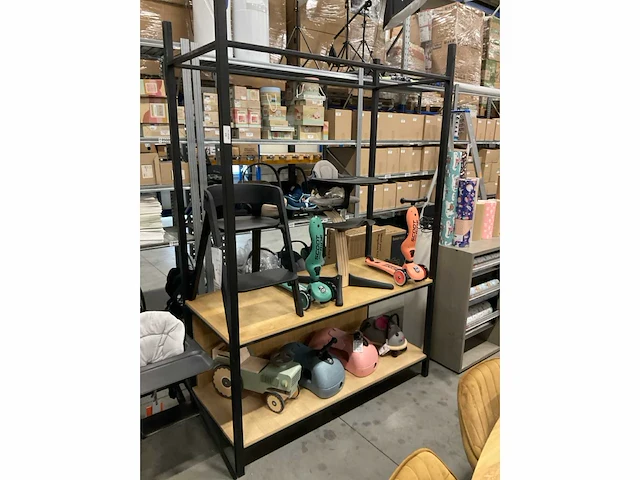 Showroomdisplay - afbeelding 2 van  4