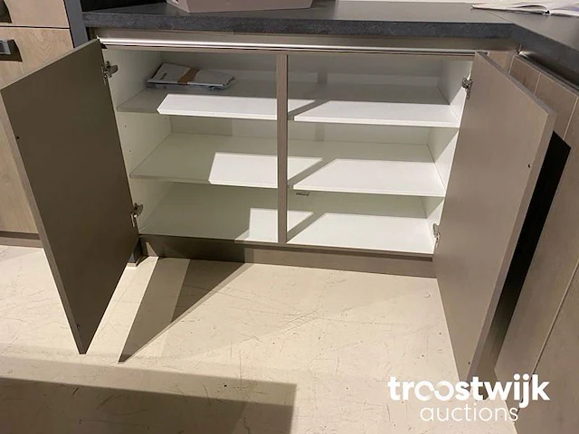 Showroomkeuken (c) - afbeelding 4 van  31
