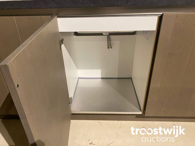 Showroomkeuken (c) - afbeelding 6 van  31