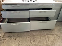 Showroomkeuken hoekopstelling met granieten blad - afbeelding 6 van  11