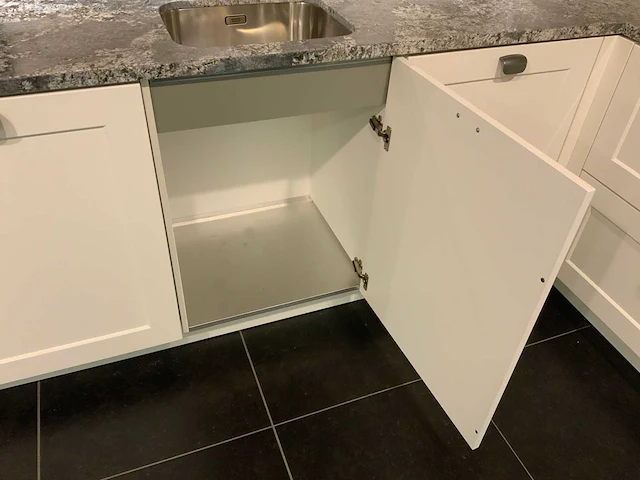 Showroomkeuken - afbeelding 18 van  26