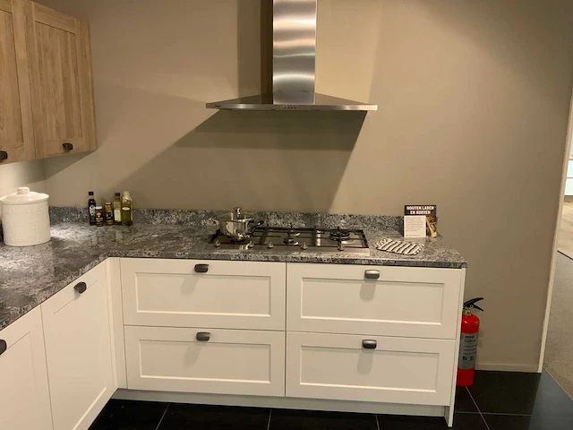 Showroomkeuken - afbeelding 5 van  26