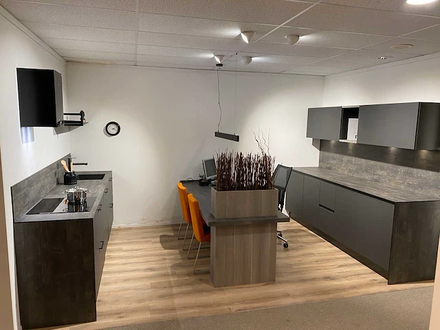 Showroomkeuken - afbeelding 1 van  29