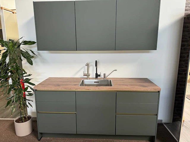 Showroomkeuken - afbeelding 1 van  5