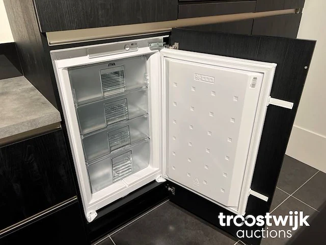 Showroomkeuken - afbeelding 4 van  27