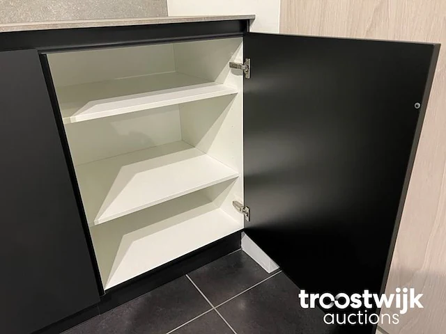 Showroomkeuken - afbeelding 21 van  22