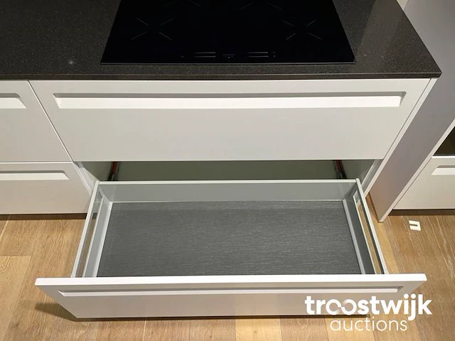 Showroomkeuken - afbeelding 4 van  27