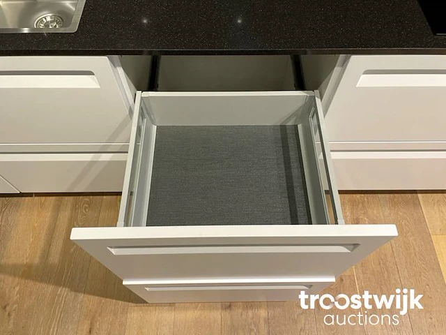 Showroomkeuken - afbeelding 11 van  27