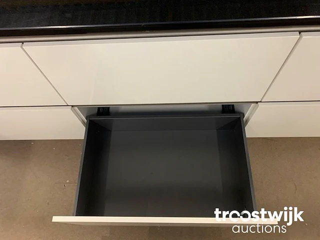 Showroomkeuken - afbeelding 32 van  32
