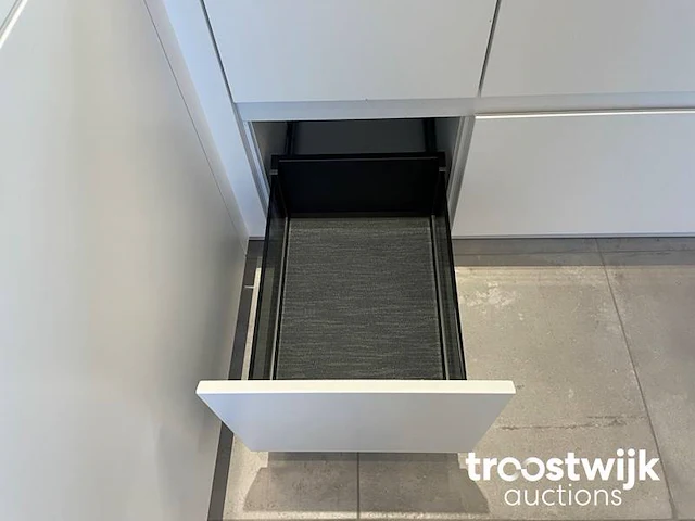 Showroomkeuken - afbeelding 2 van  27