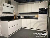 Showroomkeuken - afbeelding 1 van  25
