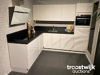 Showroomkeuken - afbeelding 12 van  25