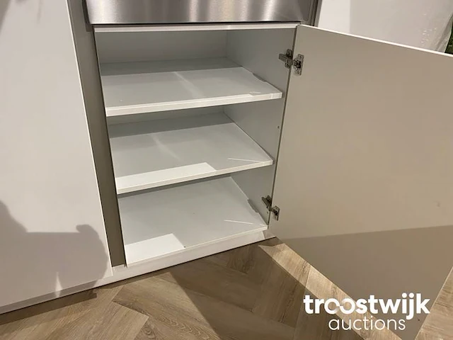 Showroomkeuken - afbeelding 3 van  27
