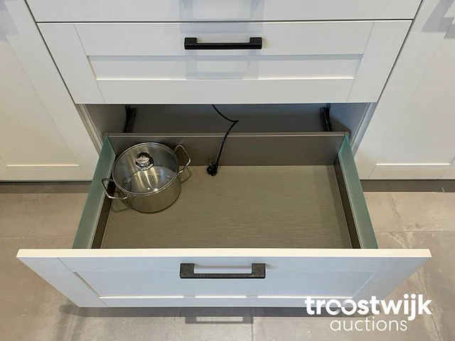Showroomkeuken - afbeelding 4 van  24