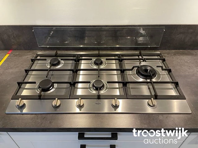 Showroomkeuken - afbeelding 7 van  24